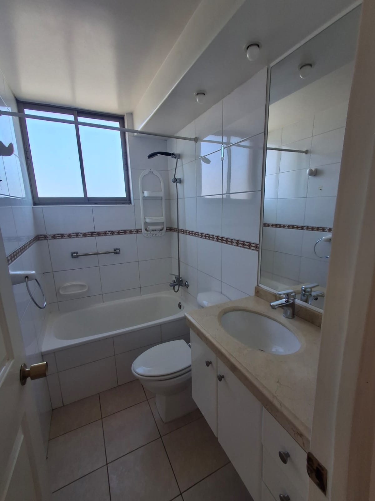 DEPARTAMENTO 3 DORMITORIOS EN VENTA EDIFICIO SANTA LUCIA VIÑA
