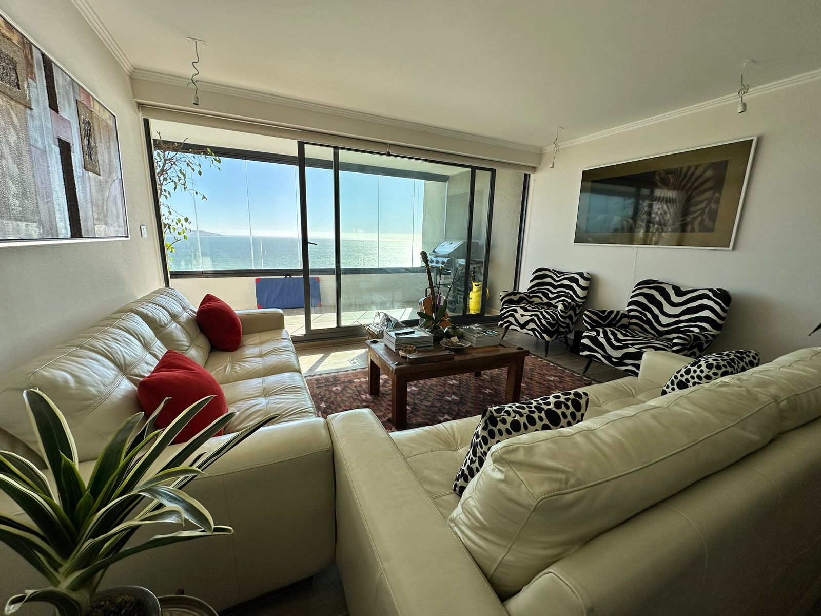 DEPARTAMENTO EN VENTA 3 DORMITORIOS, EDIFICIO "PUNTA PACIFICO" REÑACA