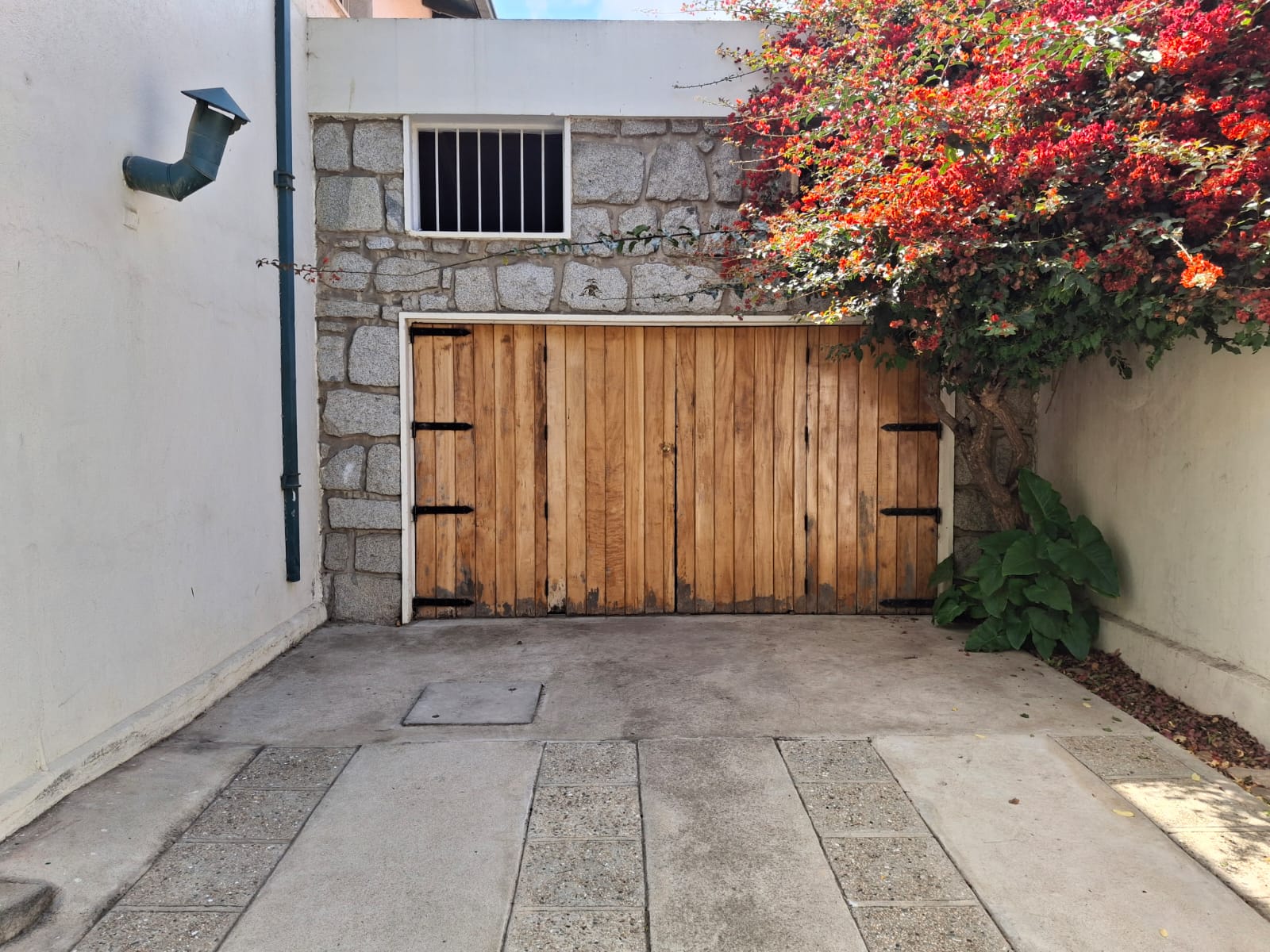 CASA EN VENTA EN BARRIO MIRAFLORES VIÑA